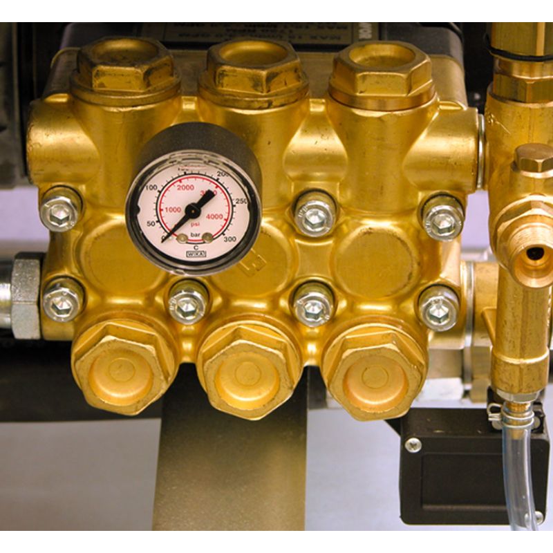 Аппарат высокого давления без подогрева воды LAVOR Professional MCHPV 2015 LP 7 кВт