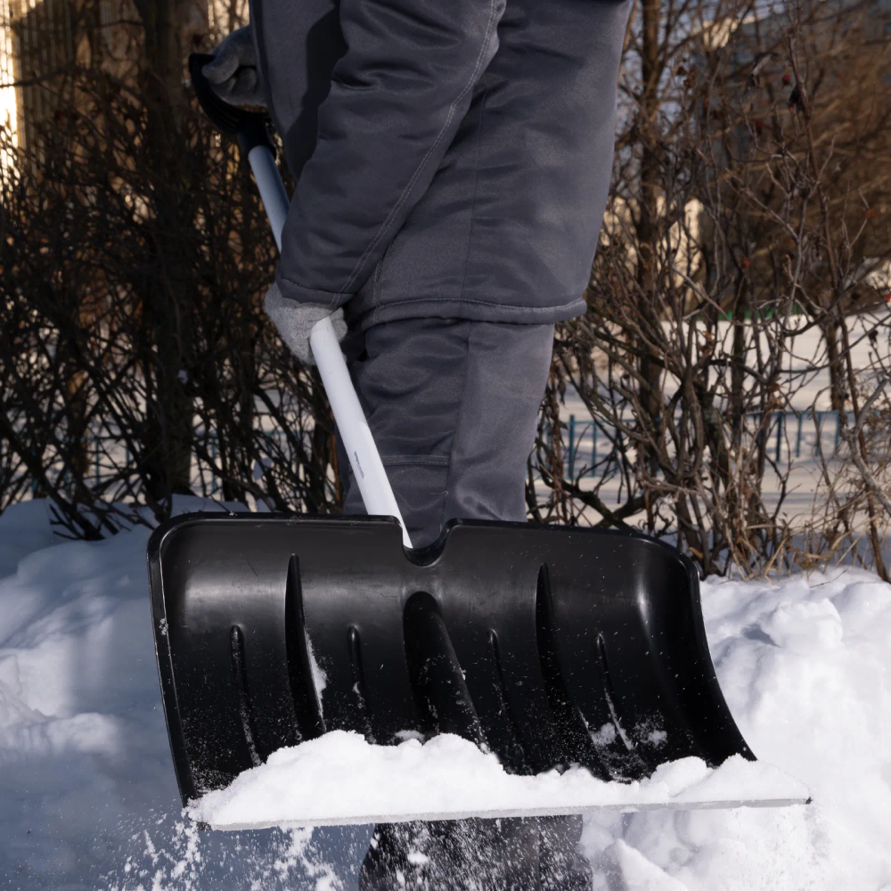 Лопата для уборки снега пластиковая, 530х375х1400 мм, алюминиевый черенок, Россия, Сибртех - фото 10